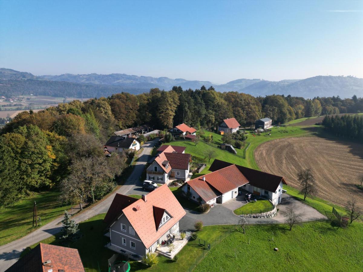 Muehlbauerhof Bed & Breakfast Grossklein ภายนอก รูปภาพ